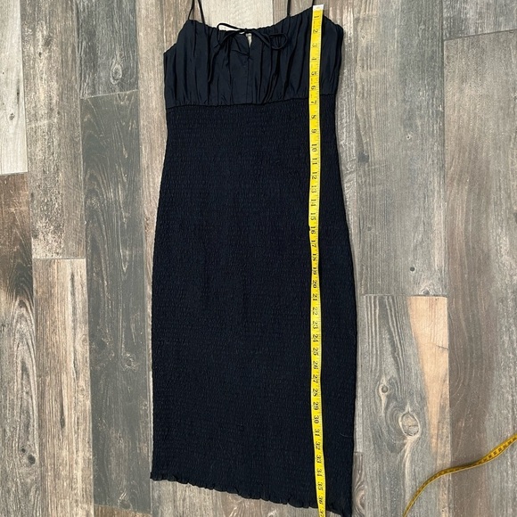J.Crew Smocked Black Bodycon Tank Dress Sz 2 Mid Length NWOT - Picture 8 of 13